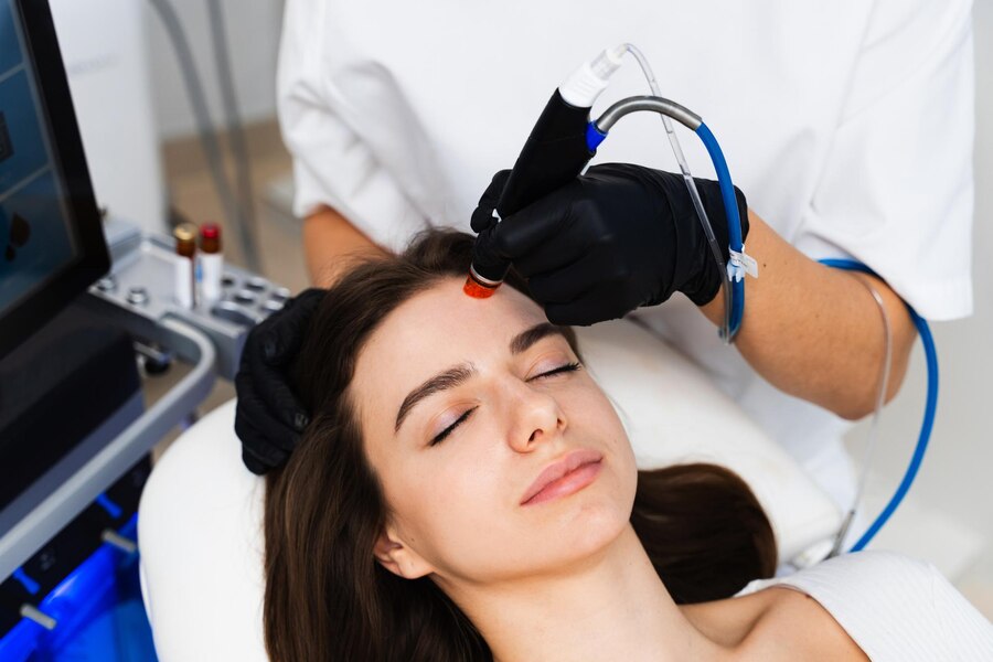Diamond glow hydrafacial